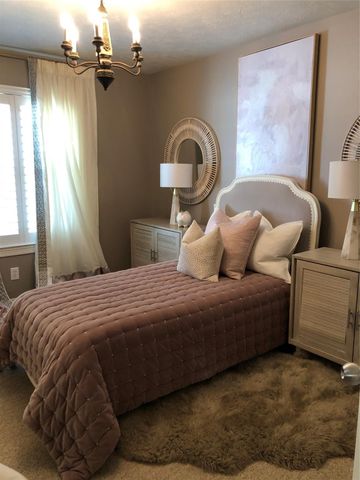 951 Lamonte Lane, Houston, TX 77018