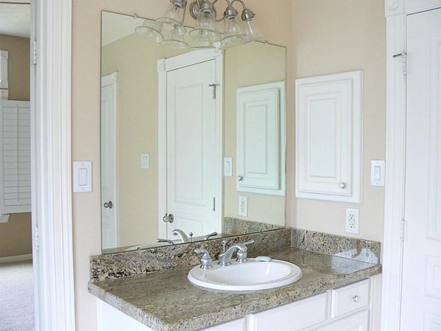951 Lamonte Lane, Houston, TX 77018