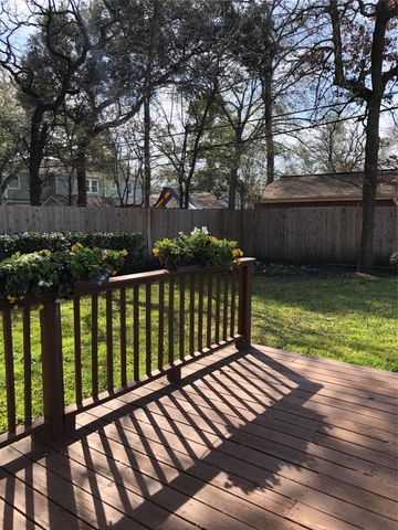951 Lamonte Lane, Houston, TX 77018