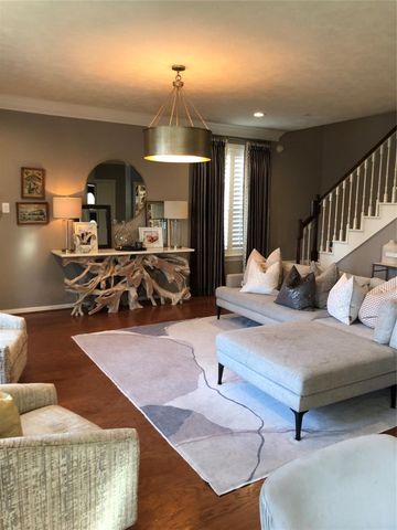 951 Lamonte Lane, Houston, TX 77018