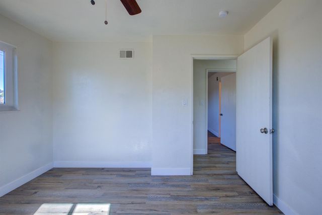 311 Charles Ave, Manteca, CA 95336