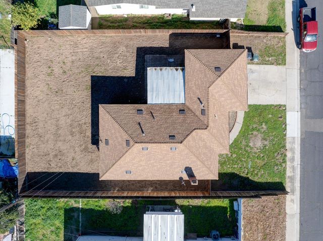 311 Charles Ave, Manteca, CA 95336