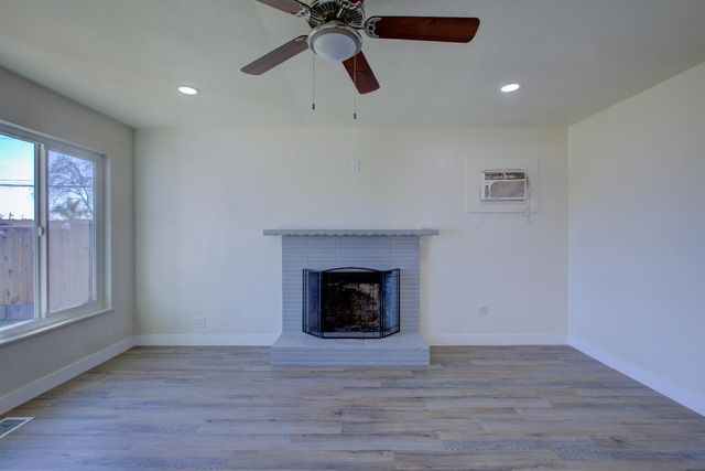 311 Charles Ave, Manteca, CA 95336