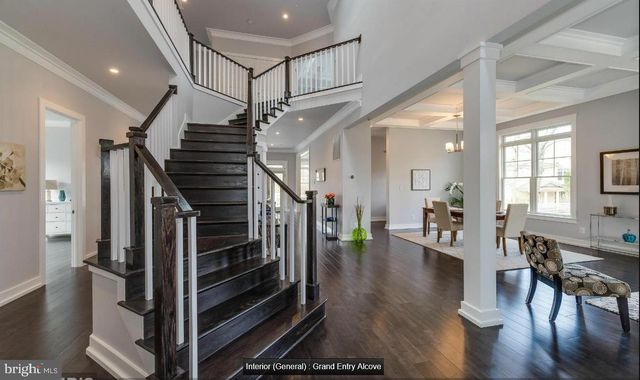 9814 FERNWOOD RD, Bethesda, MD 20817