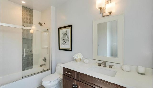 9814 FERNWOOD RD, Bethesda, MD 20817