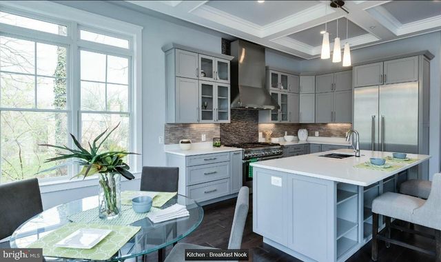9814 FERNWOOD RD, Bethesda, MD 20817