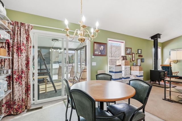 670 Redwood Valley Drive, Blacklick, OH 43004