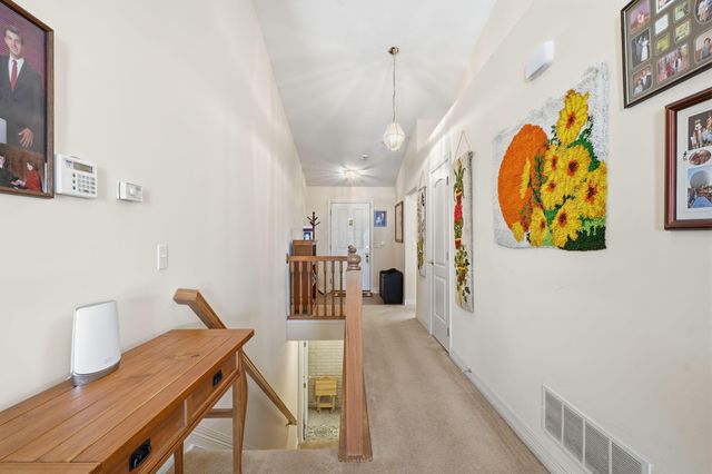 670 Redwood Valley Drive, Blacklick, OH 43004