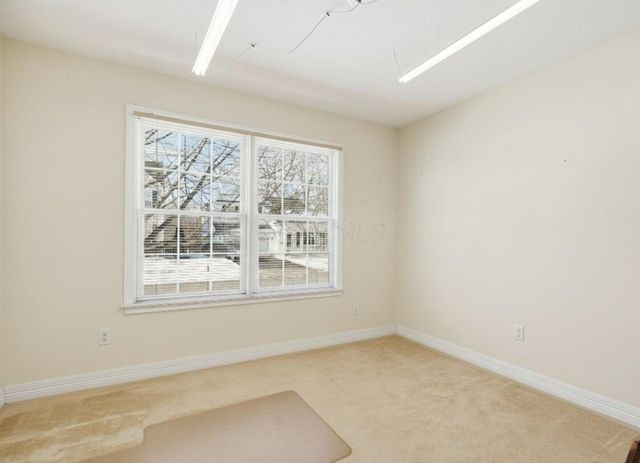 670 Redwood Valley Drive, Blacklick, OH 43004