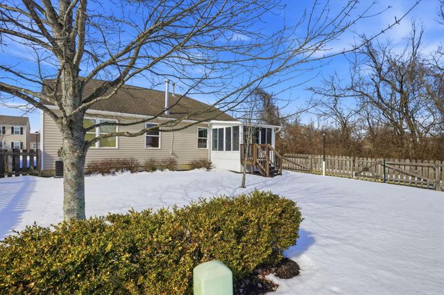 670 Redwood Valley Drive, Blacklick, OH 43004