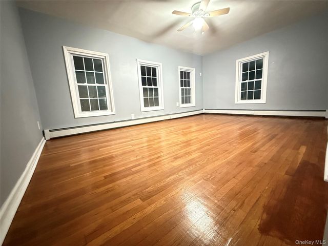 9 Arlington Place, Newburgh, NY 12550