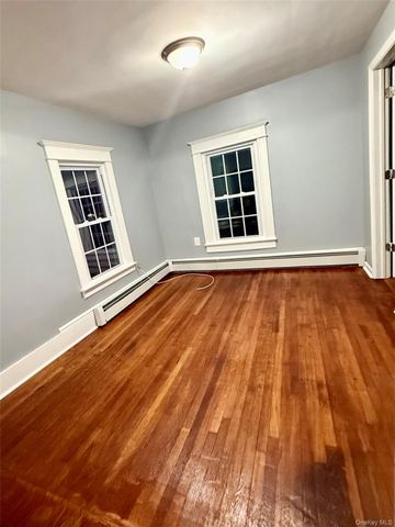 9 Arlington Place, Newburgh, NY 12550