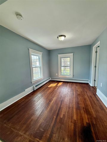 9 Arlington Place, Newburgh, NY 12550