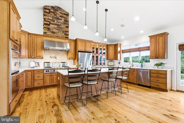 10691 EASTERDAY RD, Myersville, MD 21773