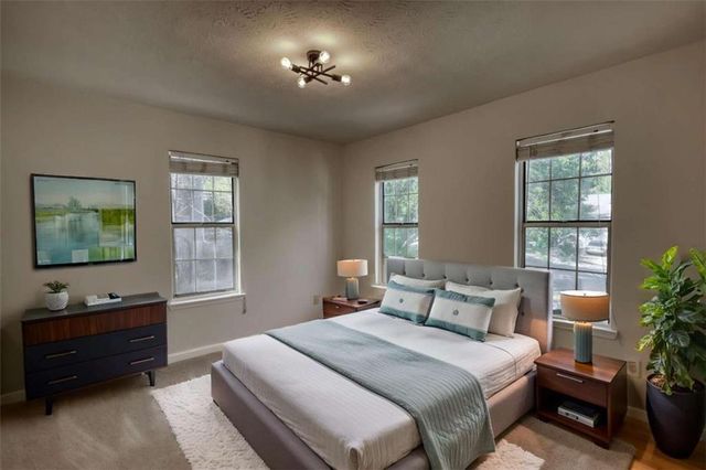 502 N Summit N, Stone Mountain, GA 30083