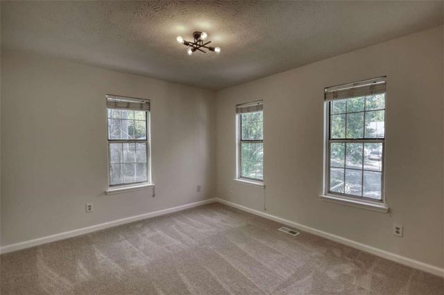 502 N Summit N, Stone Mountain, GA 30083