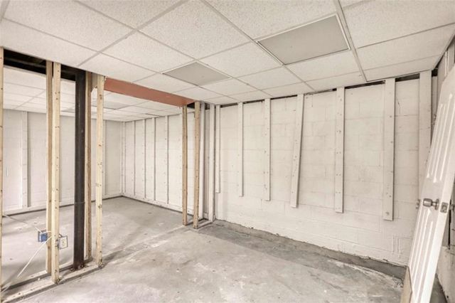 502 N Summit N, Stone Mountain, GA 30083