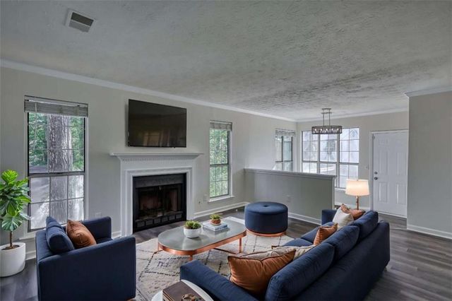 502 N Summit N, Stone Mountain, GA 30083