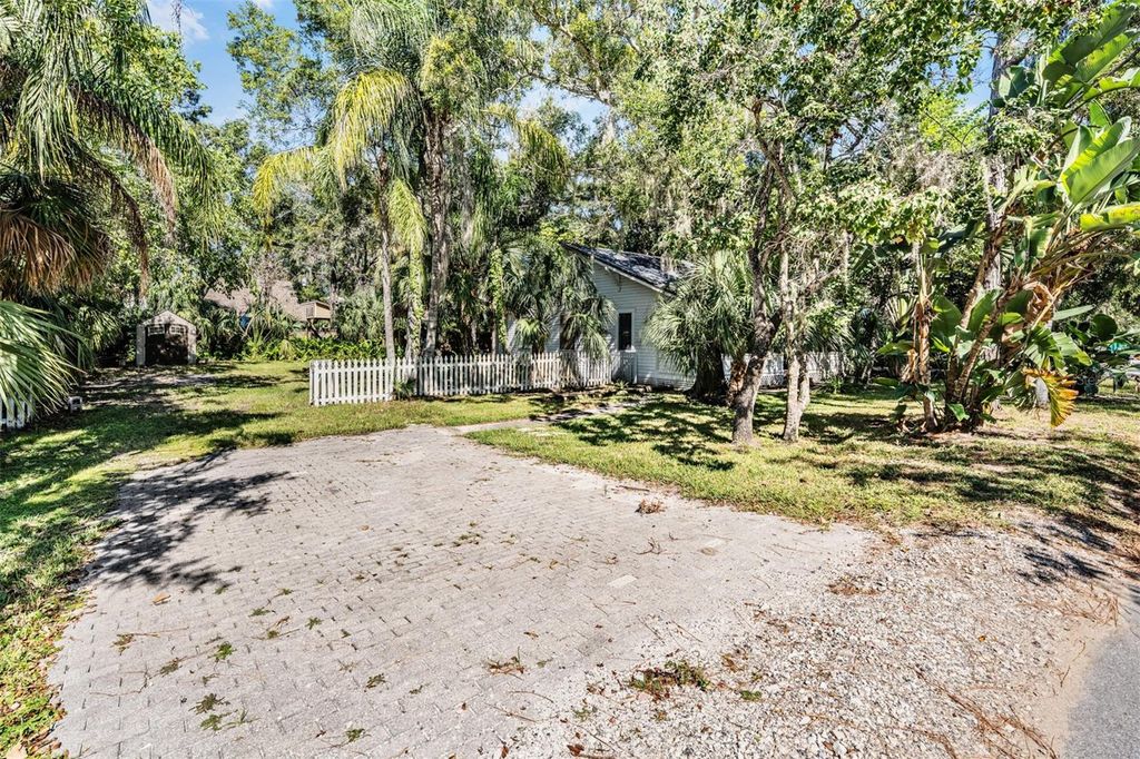 344 BAY STREET, Palm Harbor, FL 34683