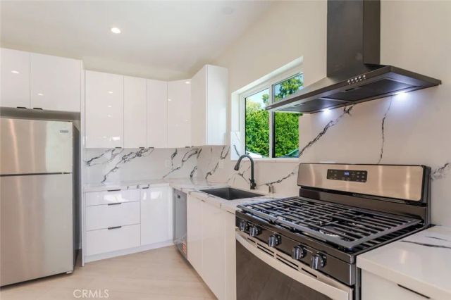 10787 Las Lunitas Avenue, Tujunga, CA 91042