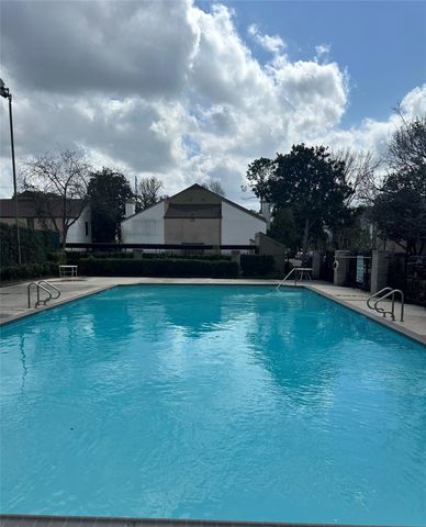 10047 Westpark Drive 30, Houston, TX 77042