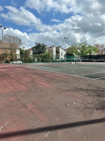 10047 Westpark Drive 30, Houston, TX 77042