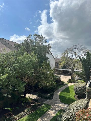 10047 Westpark Drive 30, Houston, TX 77042