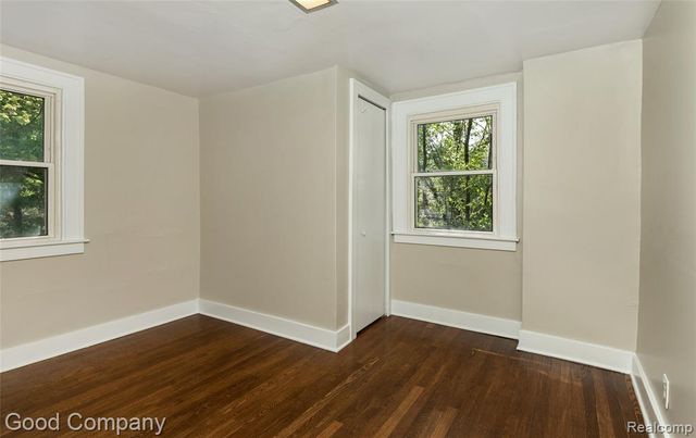 1924 Pinecrest Drive, Ferndale, MI 48220