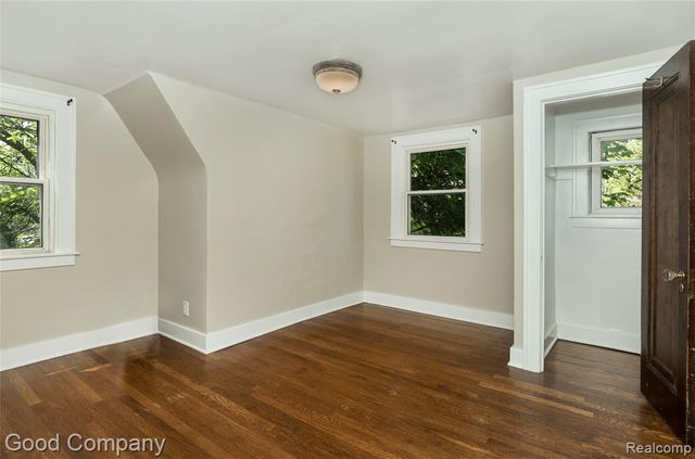 1924 Pinecrest Drive, Ferndale, MI 48220
