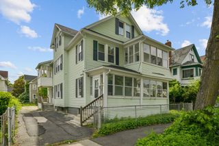 80-82 Kenyon St, Springfield, MA 01109