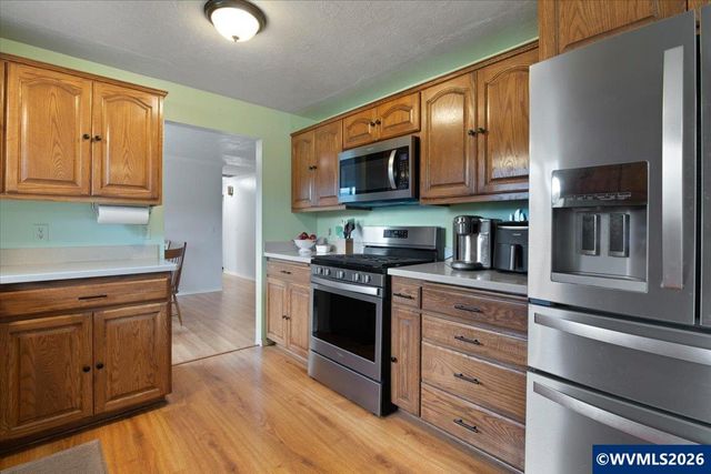 247 Cedar St, Lyons, OR 97358