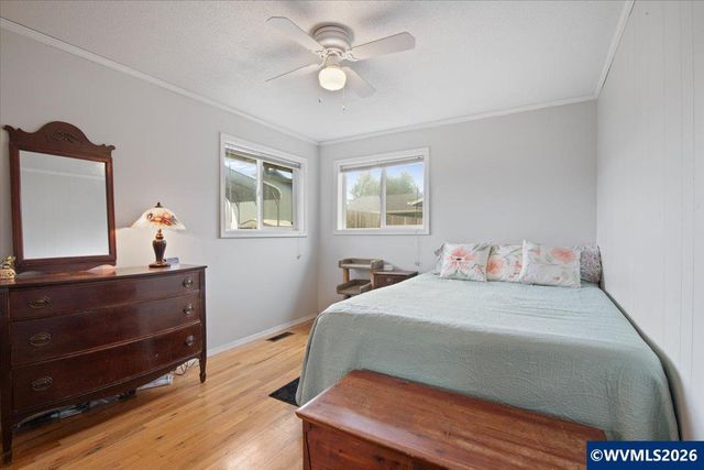 247 Cedar St, Lyons, OR 97358