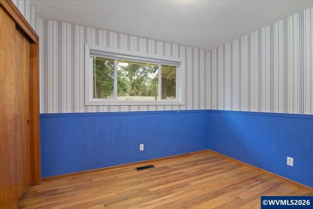 247 Cedar St, Lyons, OR 97358