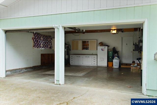 247 Cedar St, Lyons, OR 97358