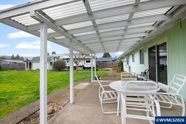 247 Cedar St, Lyons, OR 97358