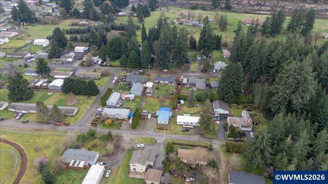 247 Cedar St, Lyons, OR 97358