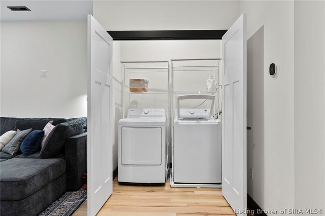422 St Michaels Avenue, Madison, IN 47250