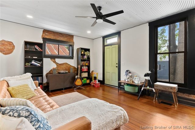 422 St Michaels Avenue, Madison, IN 47250