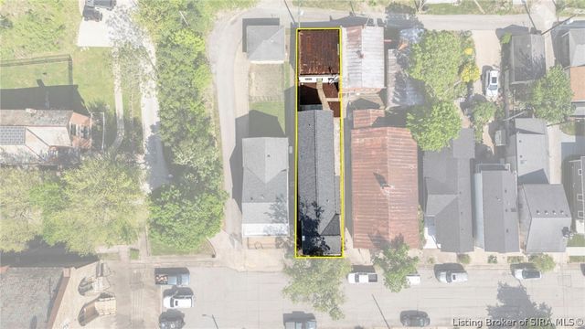 422 St Michaels Avenue, Madison, IN 47250