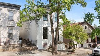 422 St Michaels Avenue, Madison, IN 47250