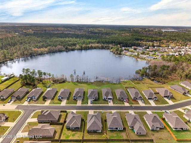 11402 Crystal Lake Drive, Gulfport, MS 39503