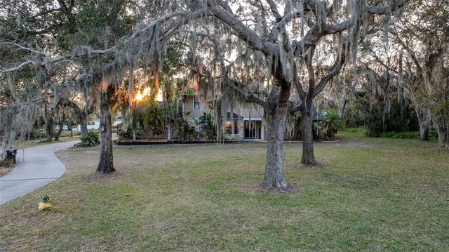 821 HIGHPOINT DRIVE, Port Orange, FL 32127
