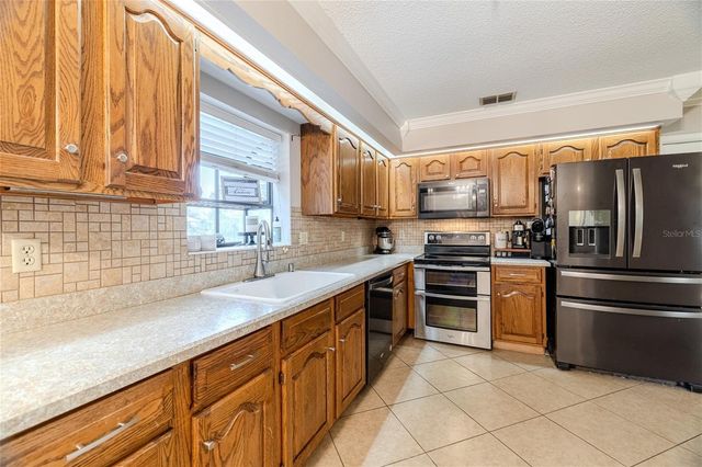 821 HIGHPOINT DRIVE, Port Orange, FL 32127