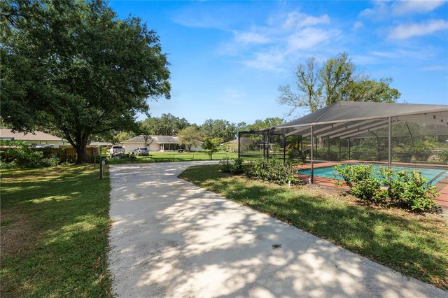 5023 KENSINGTON HEIGHTS DRIVE, Lakeland, FL 33811