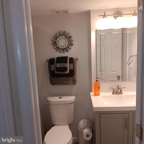 1825 ADDISON RD S, District Heights, MD 20747