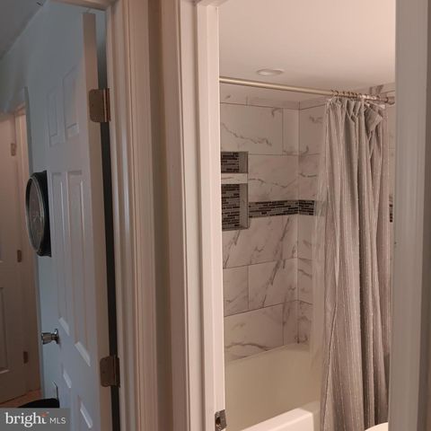 1825 ADDISON RD S, District Heights, MD 20747