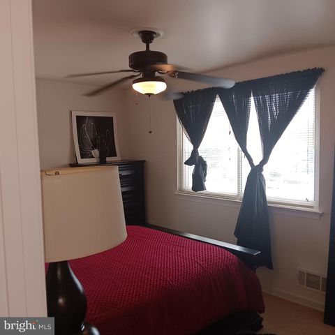 1825 ADDISON RD S, District Heights, MD 20747