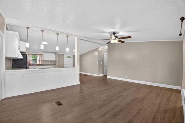 2373 County Road 3405, Cleveland, TX 77327