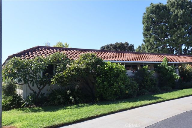 3169 Via Vista Q, Laguna Woods, CA 92637