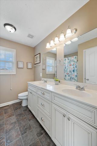 112 Beaver Creek Dr, Portland, TN 37148